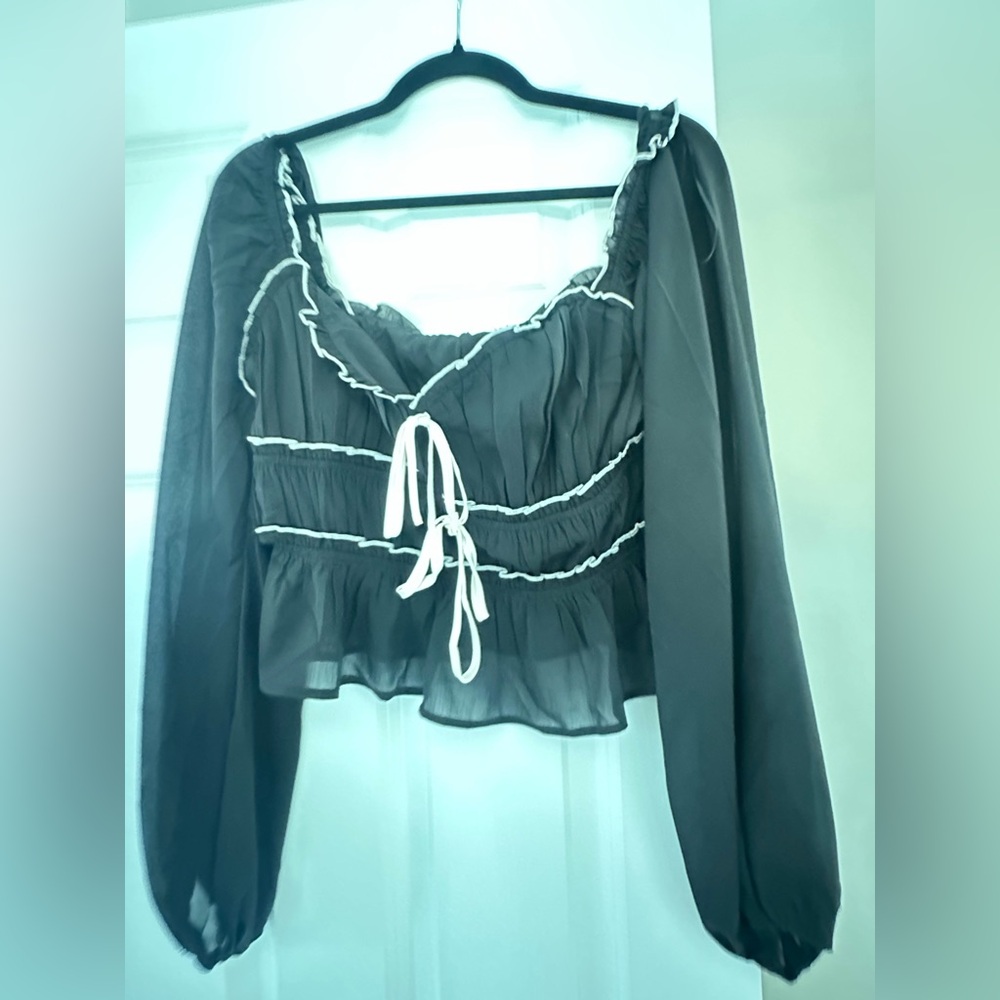 Drawstring Bow Ruched Ruffle Scoop Neck Top (Reg.) × 1 - Picture 2 of 4